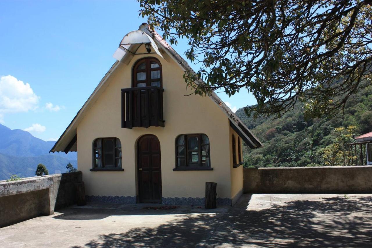 Montebelo Hotel Ла Пас Екстериор снимка