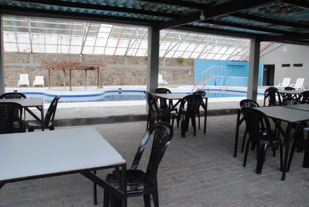 Montebelo Hotel Ла Пас Екстериор снимка